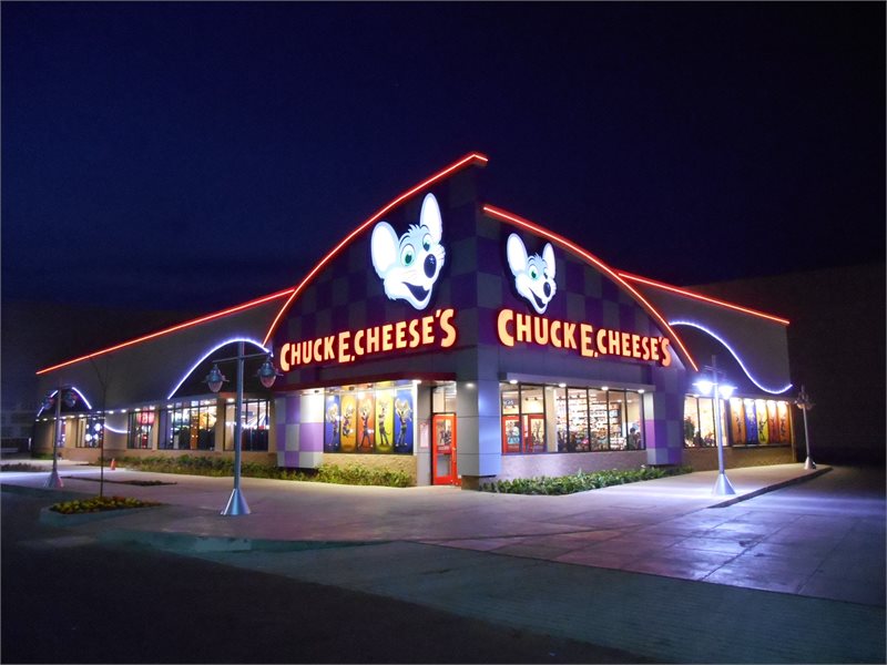 Chuck-E-Cheese-store