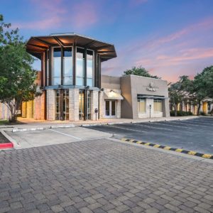 Dallas – Northlake Shopping Center - The Retail Connection