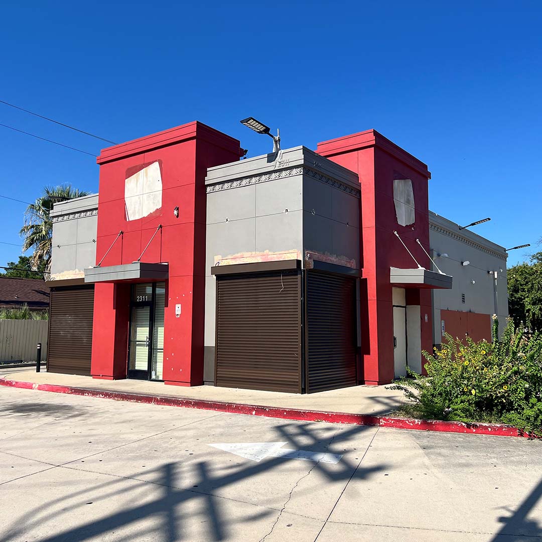 Freestanding Bldg. with Drive Thru on Fredericksburg Rd. featured image